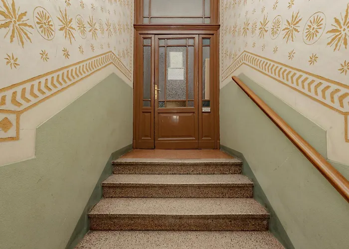Xenia s - Cozy Luminous Flat Near Navigli