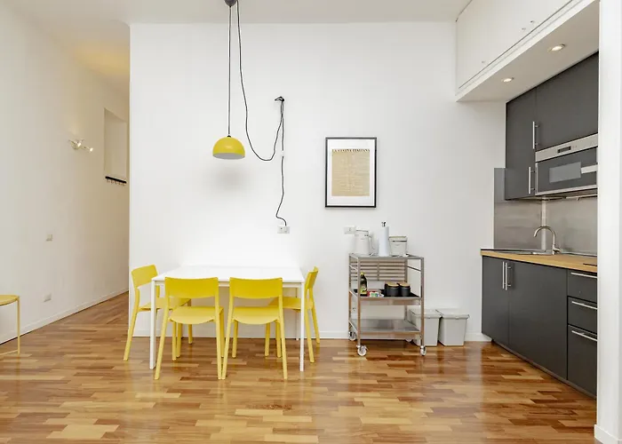 Xenia s - Cozy Luminous Flat Near Navigli